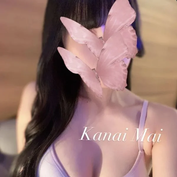 金井まい