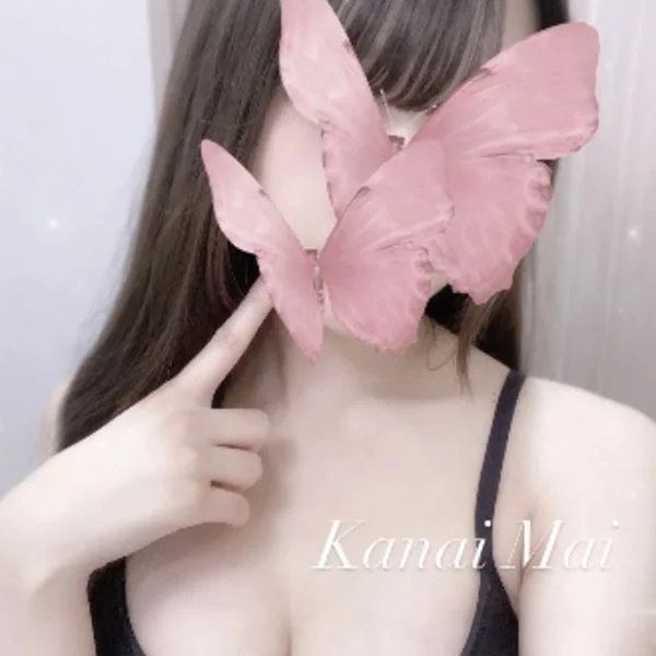 金井まい