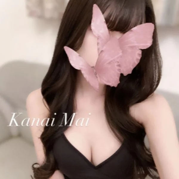 金井まい