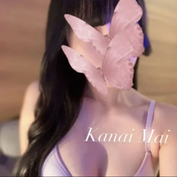 金井まい