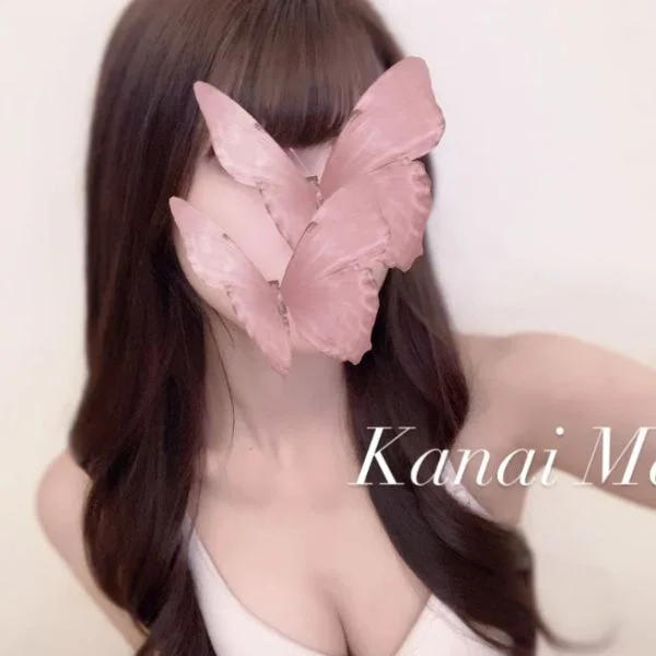 金井まい