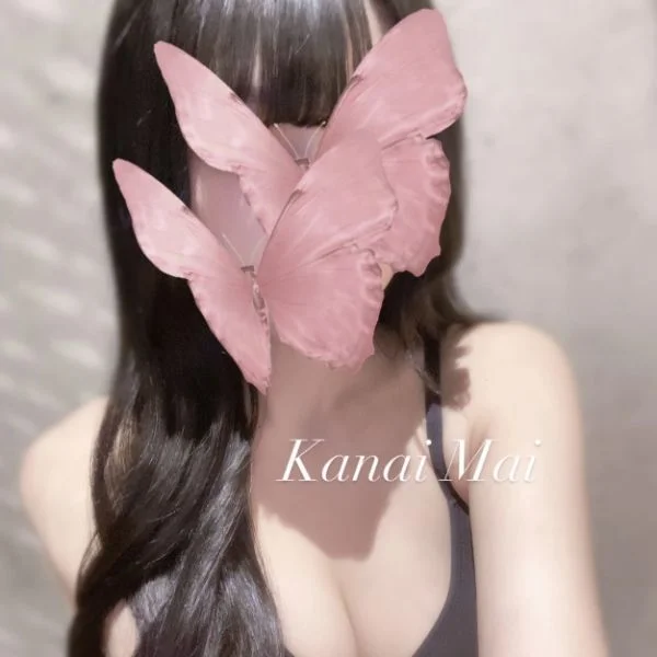 金井まい