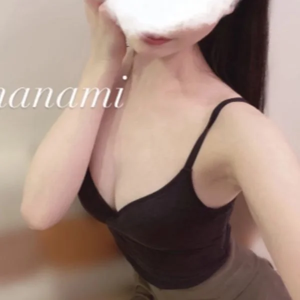 成瀬ななみ