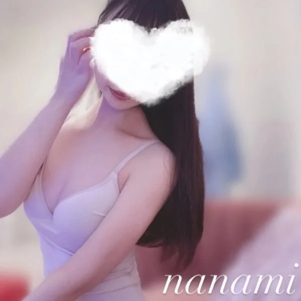 成瀬ななみ
