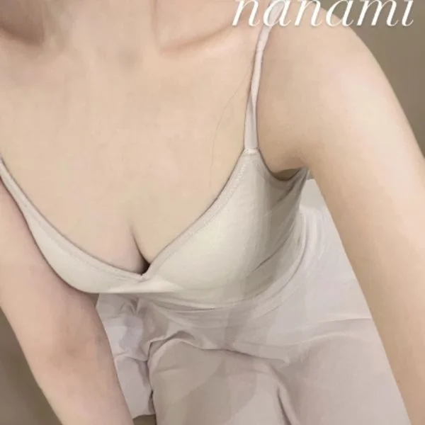 成瀬ななみ