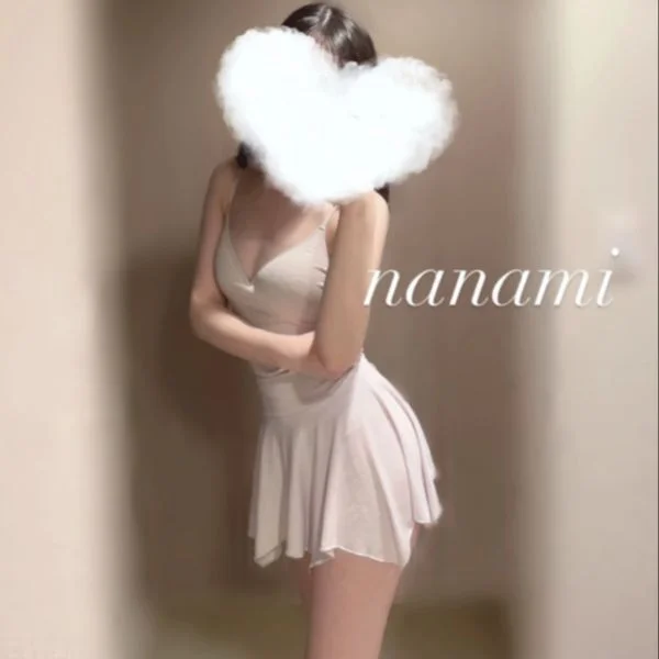 成瀬ななみ