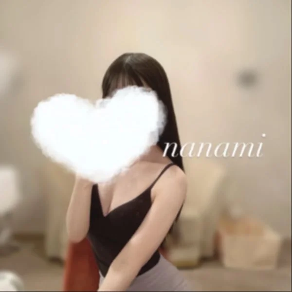 成瀬ななみ