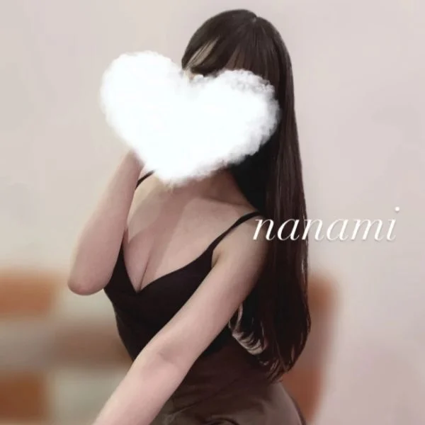 成瀬ななみ