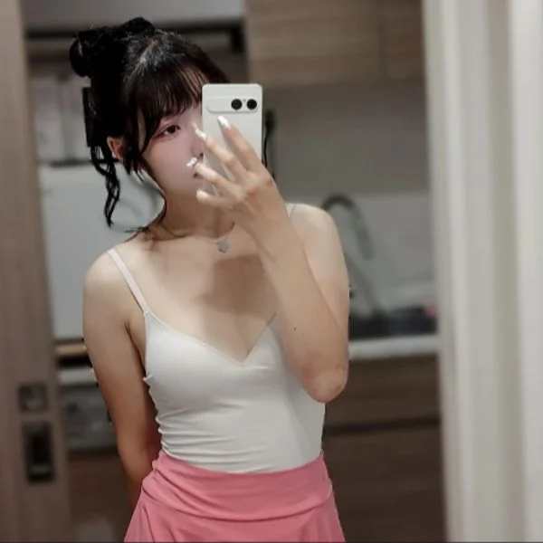 石田ゆな