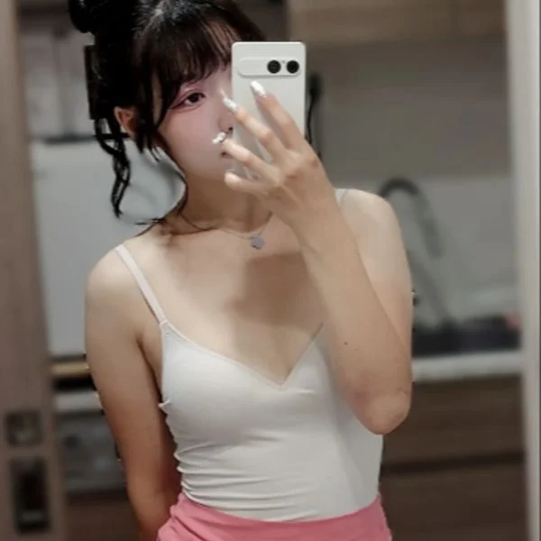 石田ゆな