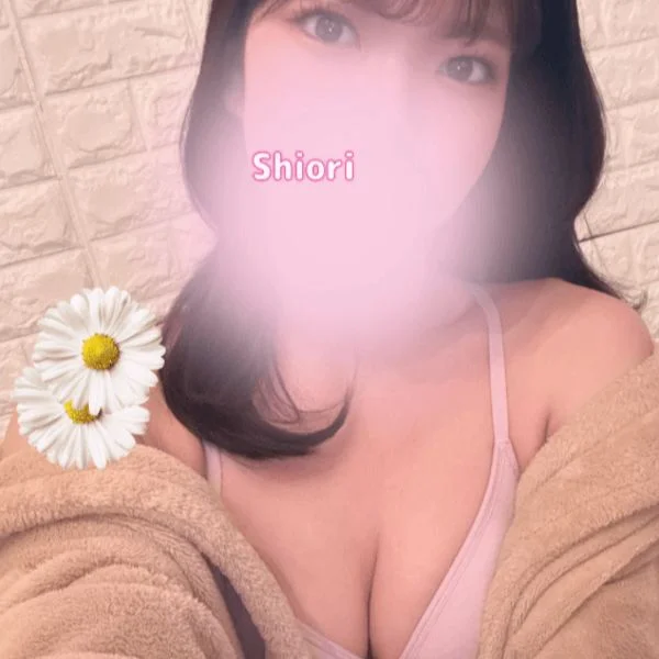 宮崎しおり