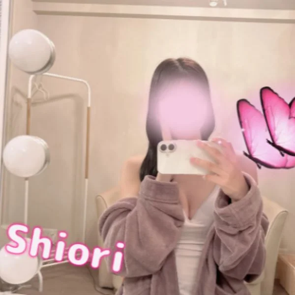 宮崎しおり