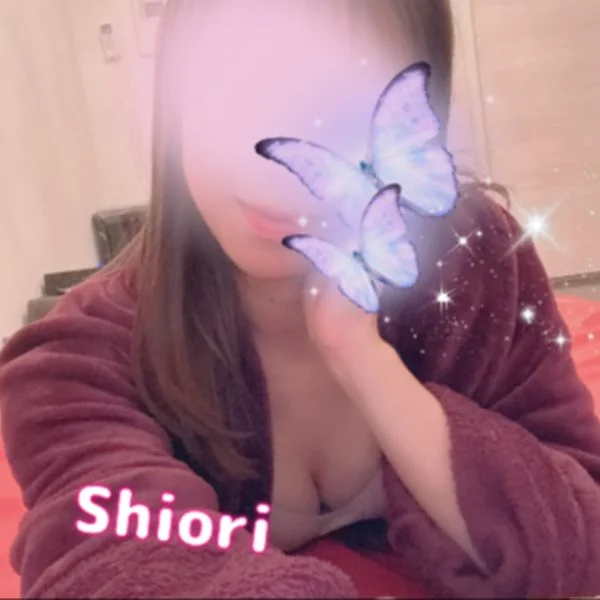 宮崎しおり