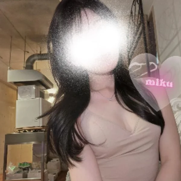 桐谷みく