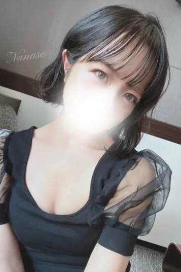 ななせ