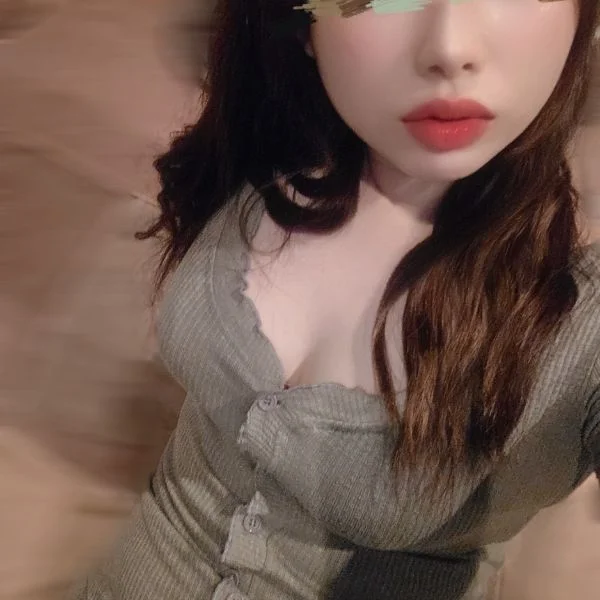 本日、/12 ～0:00まで出勤してます✨️