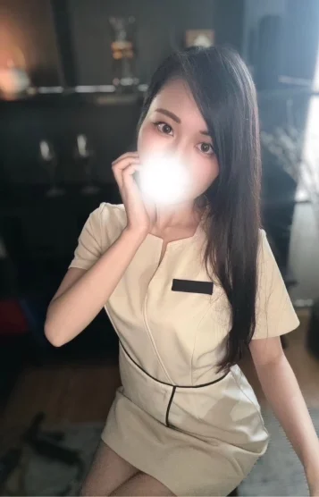 夏目　まゆ