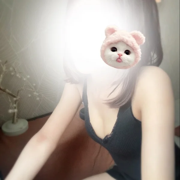 今日も17:00〜お部屋いますッ👼🏻💞💞