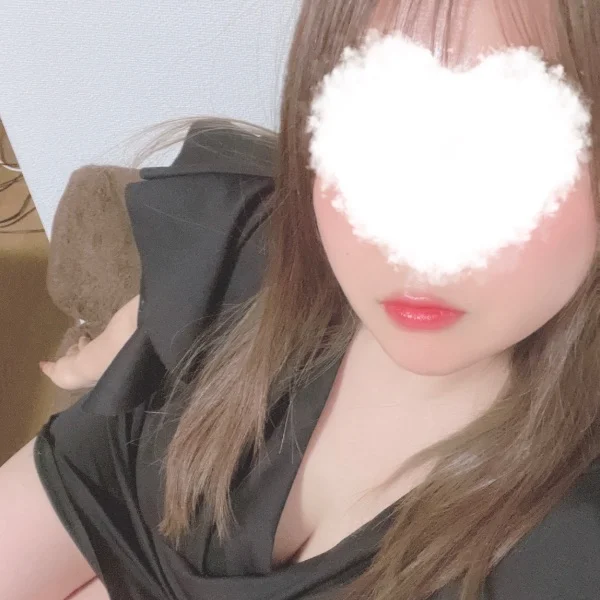 今日はいつもより早めの時間お部屋にいます♡