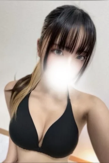 有村　ここね