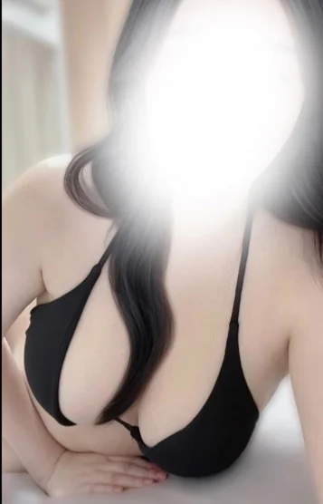 山岸　まな