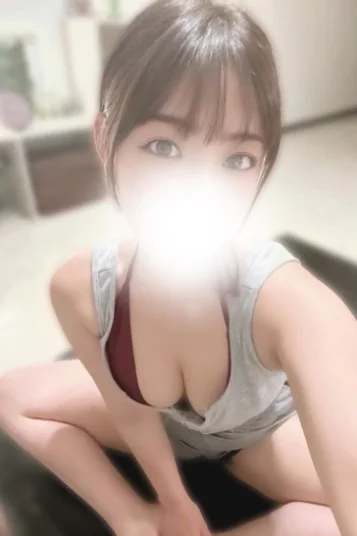 上原かれん