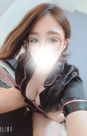 井上　しほ