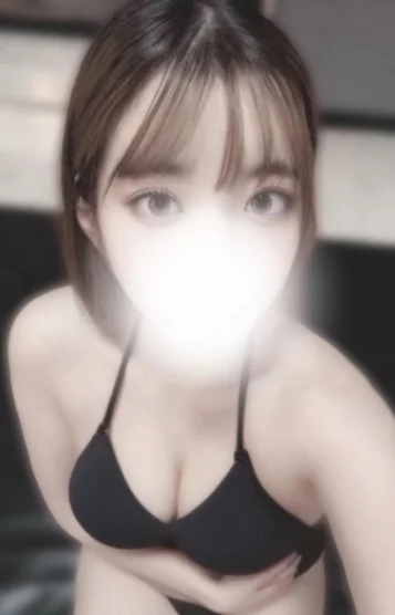 葉月　めい