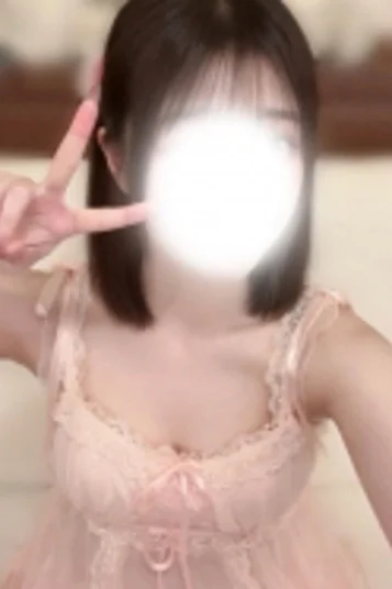 小園あみな