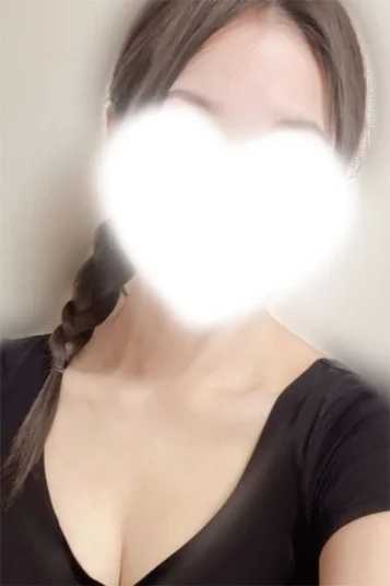青山かりな
