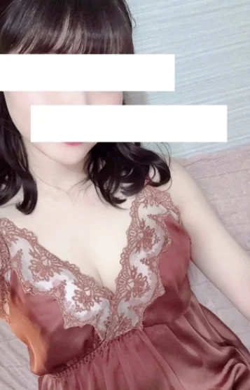 葉月るな