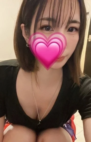 新井　ゆな