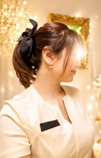 龍美　光佐子