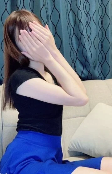 みら