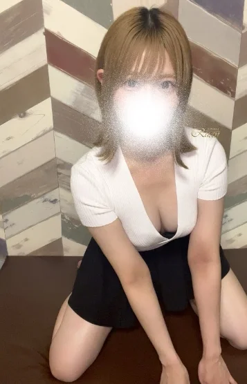 芦屋さな