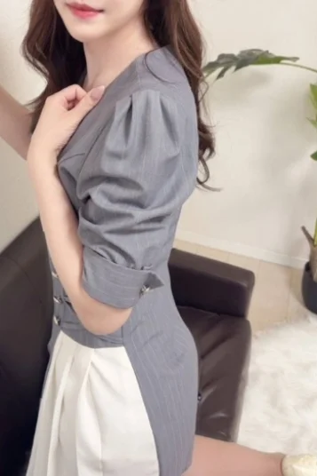 藤咲　さな