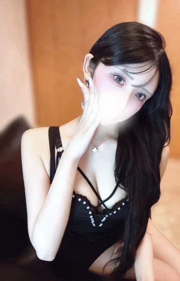 葉月　かすみ