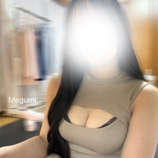 富士店出勤レアです😳🤍✨