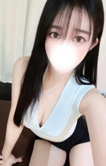 会田もなみ