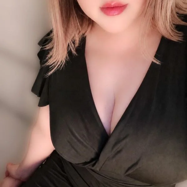 【凪紗】