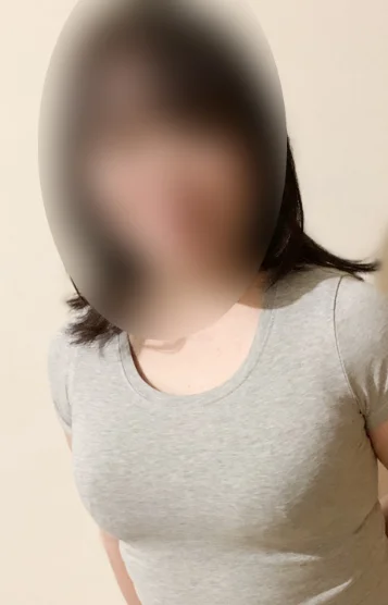 里見りな