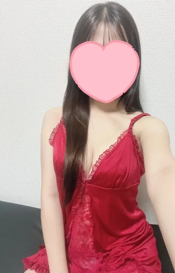 新人　さな