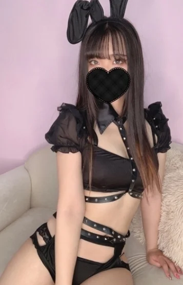 みく　愛嬌抜群美女