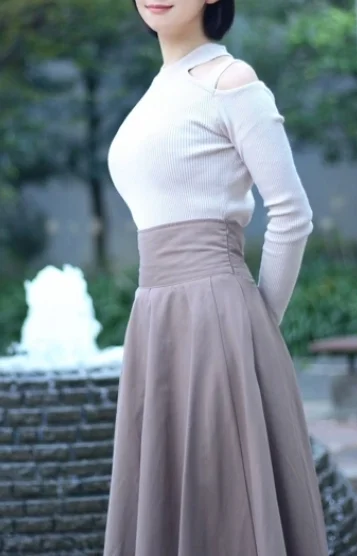 蒼井せりな