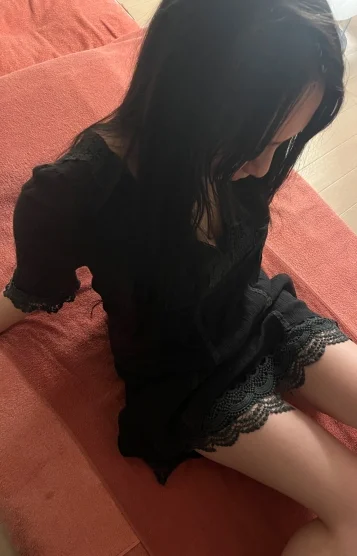 サラ30代半