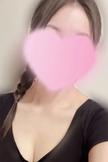 青山かりな