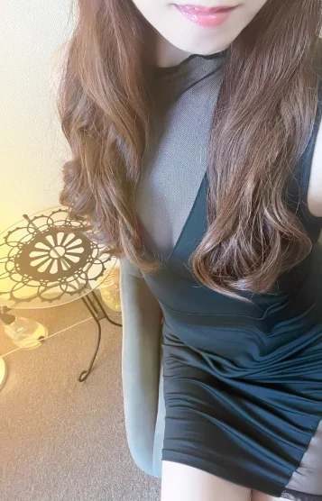 ミセス　岡本すみれ