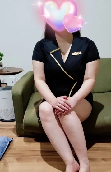 にいな（30代後半）