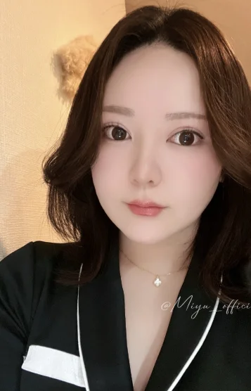 篠崎みゆ