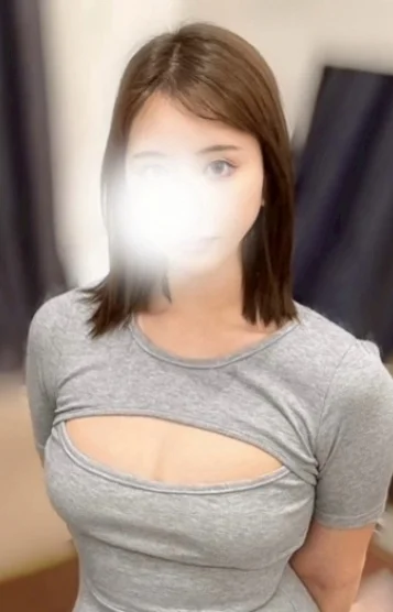 進藤 うらら